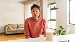 8 nawyków człowieka, które zdaniem psychologów wiążą się z niskim poziomem inteligencji