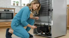 Proste porady, jak zapobiegać powstawaniu szronu w zamrażarce i oszczędzać energię elektryczną w domu.